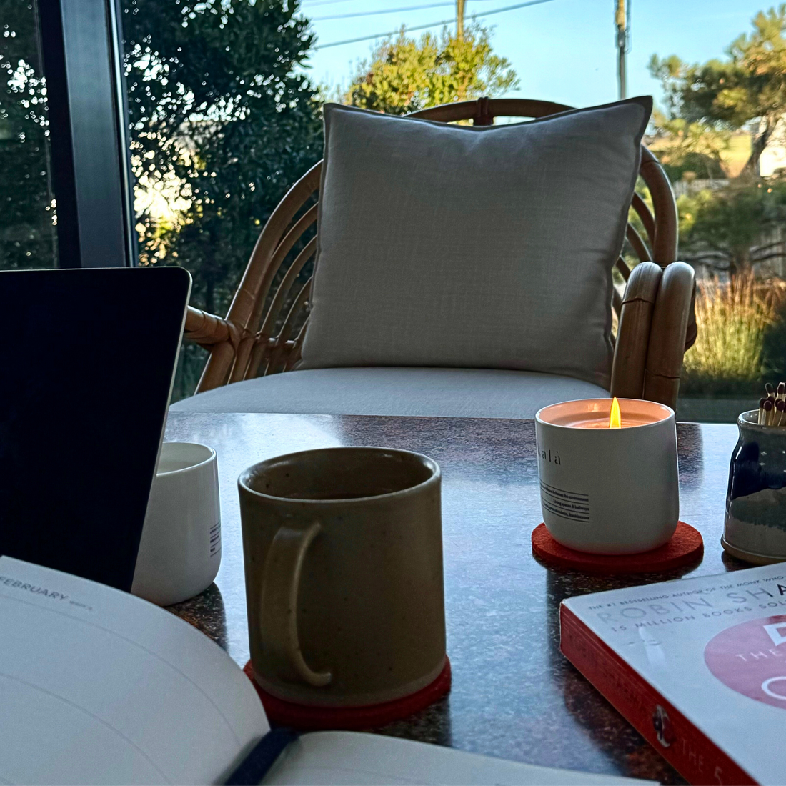 What Makes a Candle Non-Toxic?